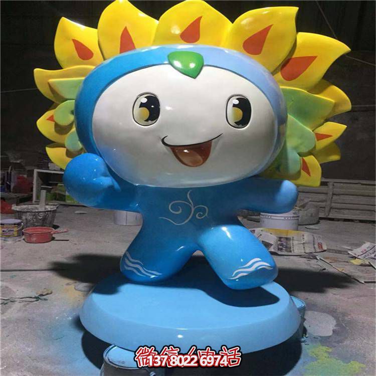 玻璃鋼卡通人物雕塑，點(diǎn)亮游樂(lè)場(chǎng)的歡樂(lè)
