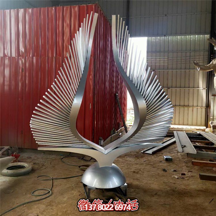 抽象不銹鋼雕塑擺件，為景觀房地產(chǎn)增添精彩景點