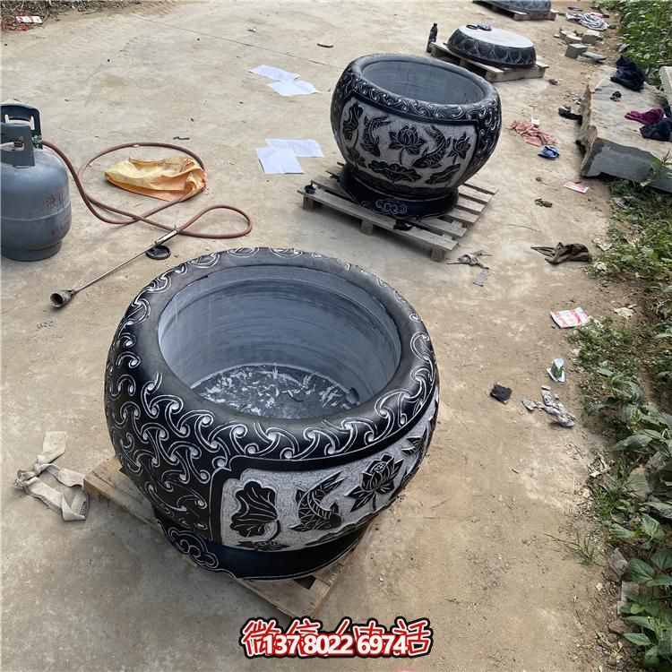 精美大理石養(yǎng)魚水缸，為您的景點增添美感