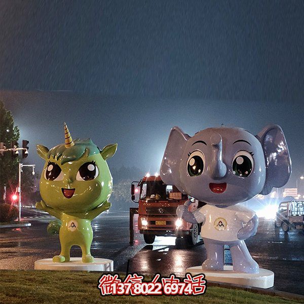 玻璃鋼吉祥物雕塑，為廣場和草地添彩