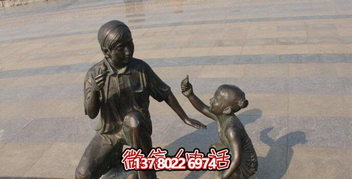 母女銅雕一次游覽公園、參與游戲、體驗(yàn)雕塑的絕佳體驗(yàn)