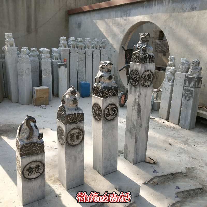 四神馬柱拴，融匯大理石精致雕塑，為園林景觀裝點(diǎn)增添濃濃韻味