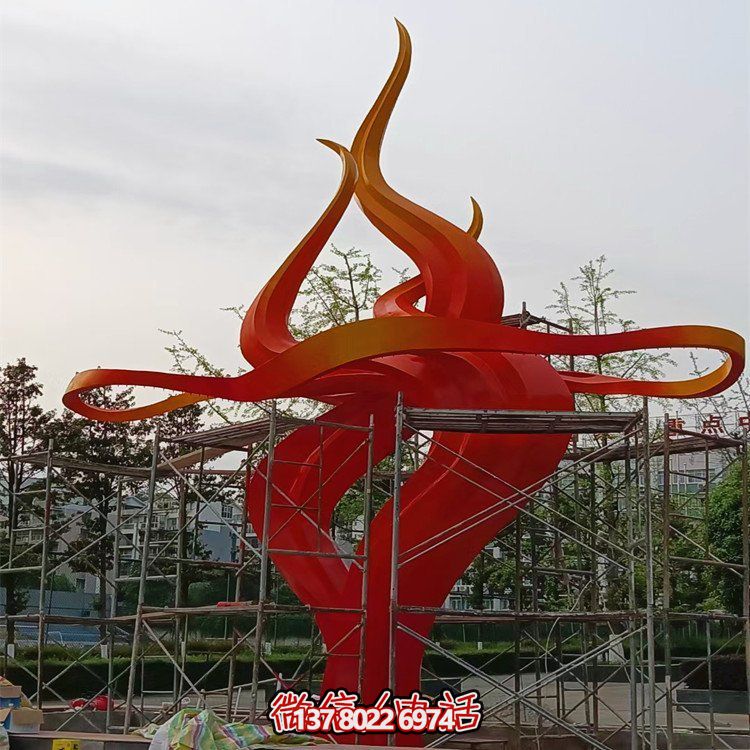 創(chuàng)意景觀不銹鋼雕塑擺件，點(diǎn)亮小區(qū)別墅美景