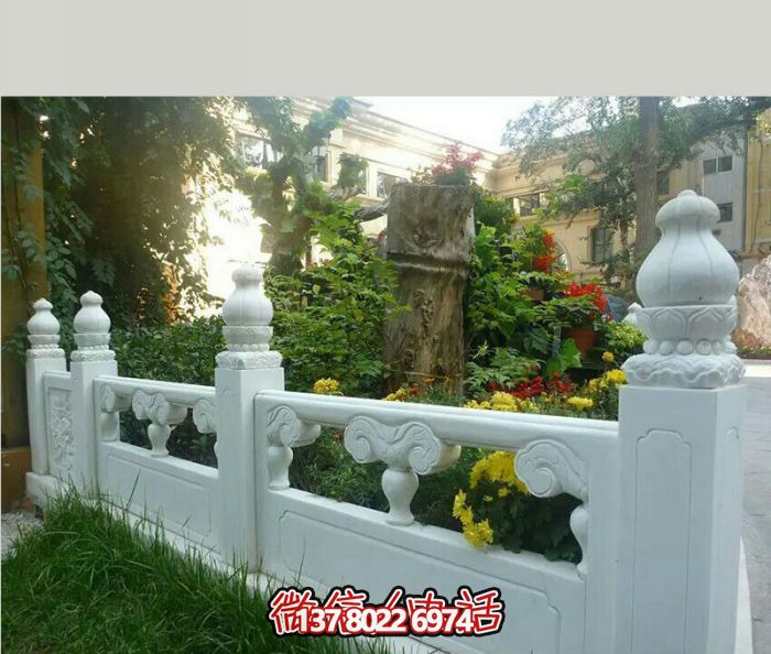 漢白玉圍欄裝飾擺件，為醫(yī)院花池增添浪漫風(fēng)情