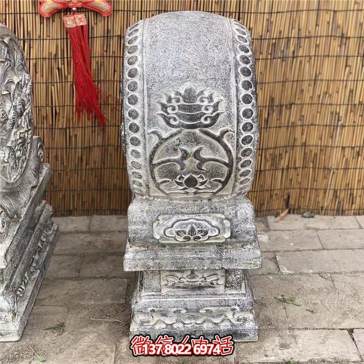 青石石雕抱鼓，點綴園林之美
