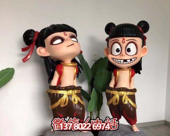 玻璃鋼哪吒雕塑精美彩繪，給景區(qū)園林增色不少