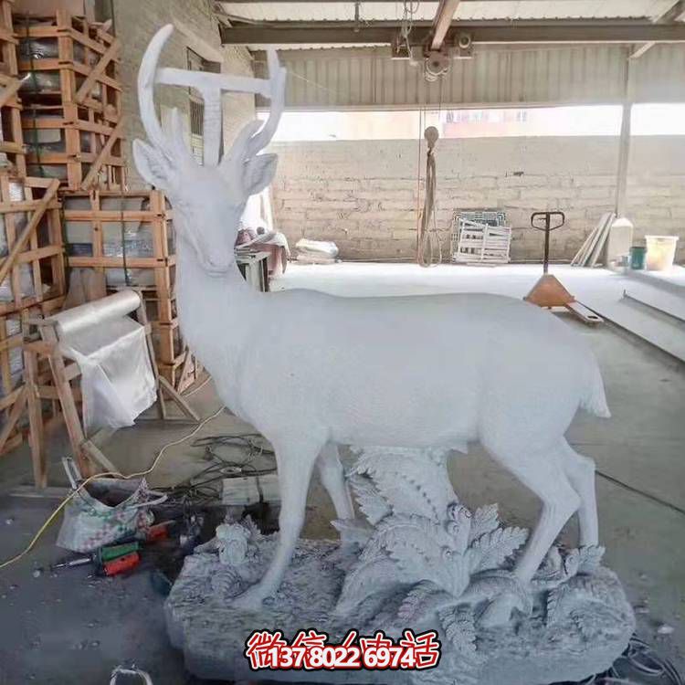 精美雕塑，完美點(diǎn)綴園林景觀(guān)，給您獨(dú)一無(wú)二的體驗(yàn)