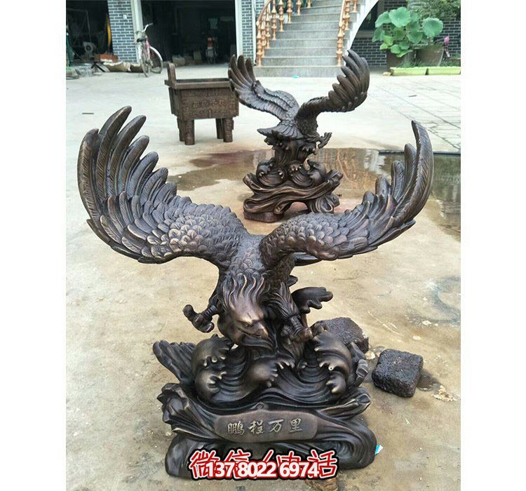 程鵬萬里玻璃鋼老鷹雕塑——精致筑夢(mèng)之作