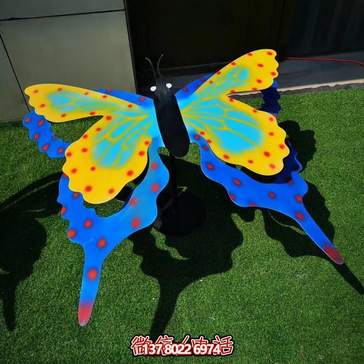 彩繪玻璃鋼蝴蝶雕塑，精美戶外園林裝飾
