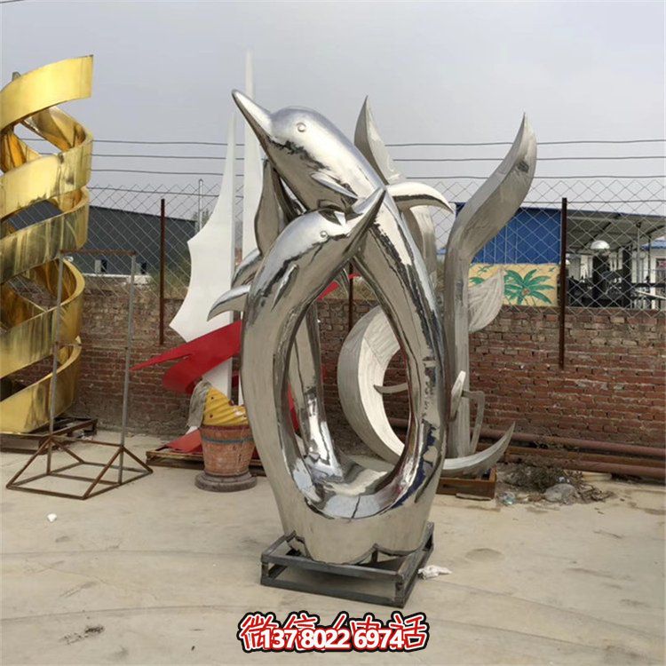 精美不銹鋼海豚雕塑，為您的戶外廣場(chǎng)增添水景鏡面美感