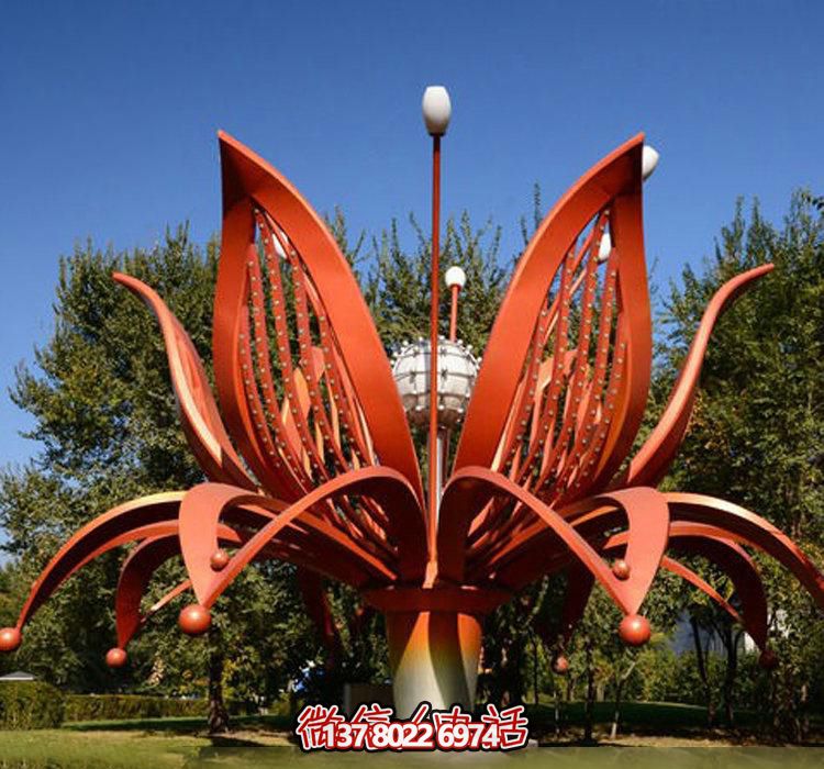 不銹鋼雕塑——綻放紅色花朵，為公園增添美麗