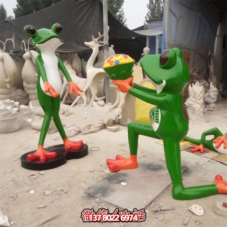 創(chuàng)意玻璃鋼青蛙雕塑，為景區(qū)帶來(lái)卡通新穎的景觀
