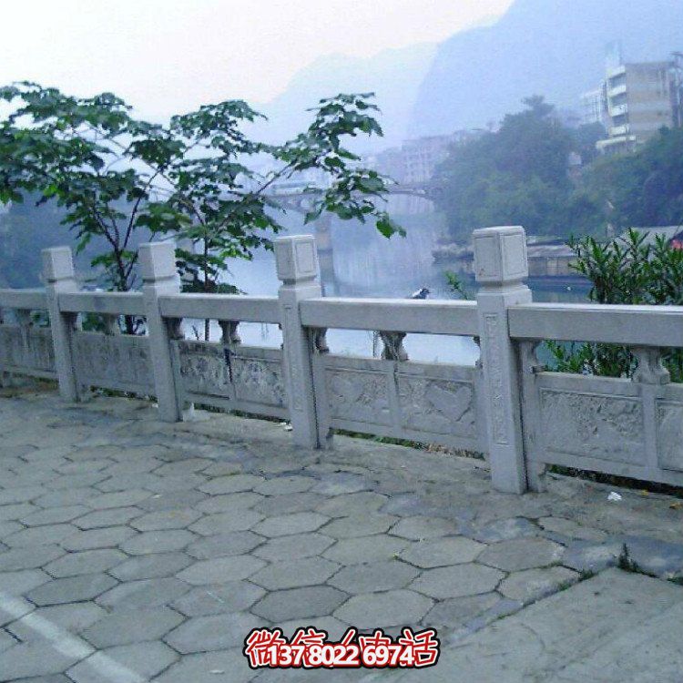 品質(zhì)精良的大理石欄桿、欄板及雕塑，締造美麗景觀
