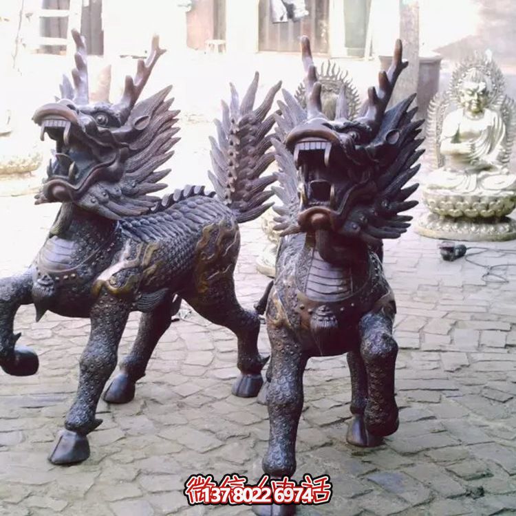 不銹鋼雕塑——精美的麒麟，奔跑、吼叫的象征