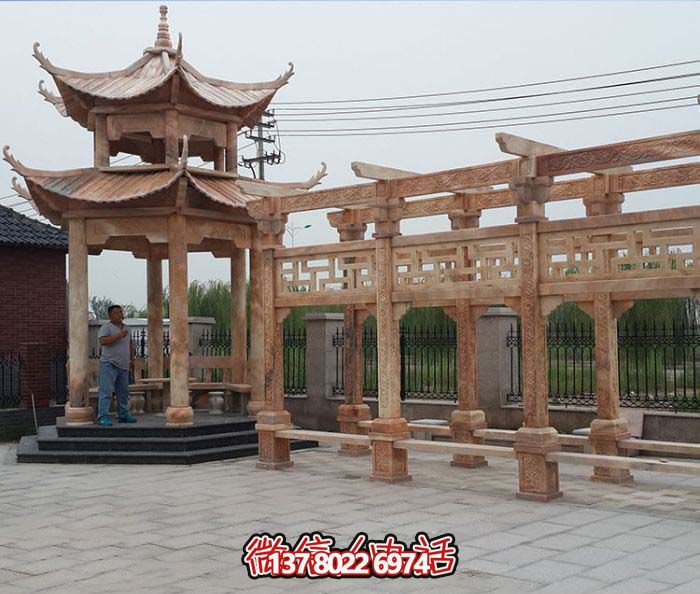 美麗的花崗巖長(zhǎng)廊，沐浴在精致的雕刻藝術(shù)中