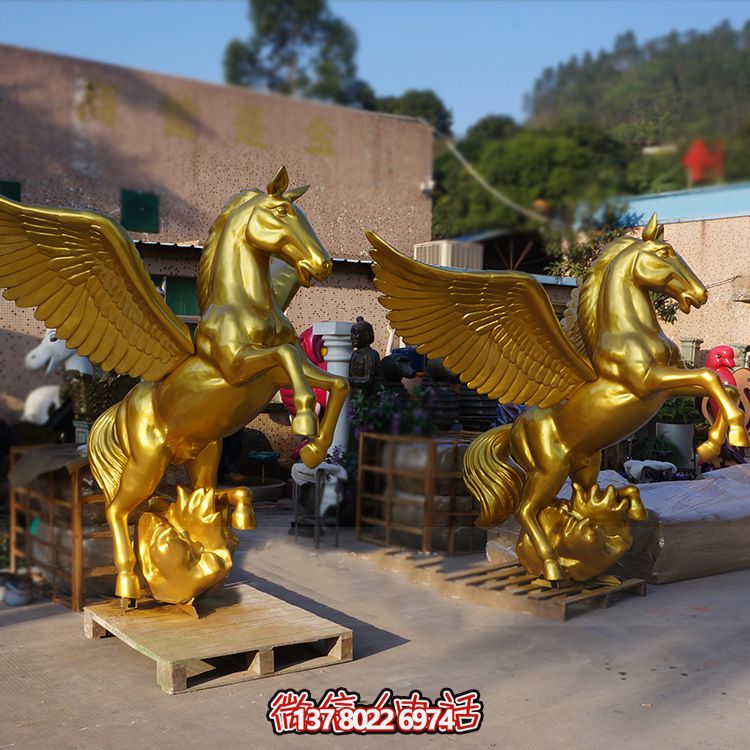 精美的玻璃鋼雕塑飛馬，點(diǎn)綴大場(chǎng)面