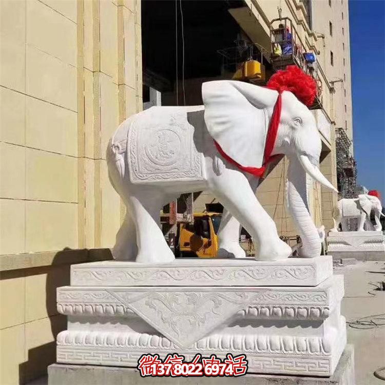 漢白玉石象雕塑，定制財(cái)神招風(fēng)水神