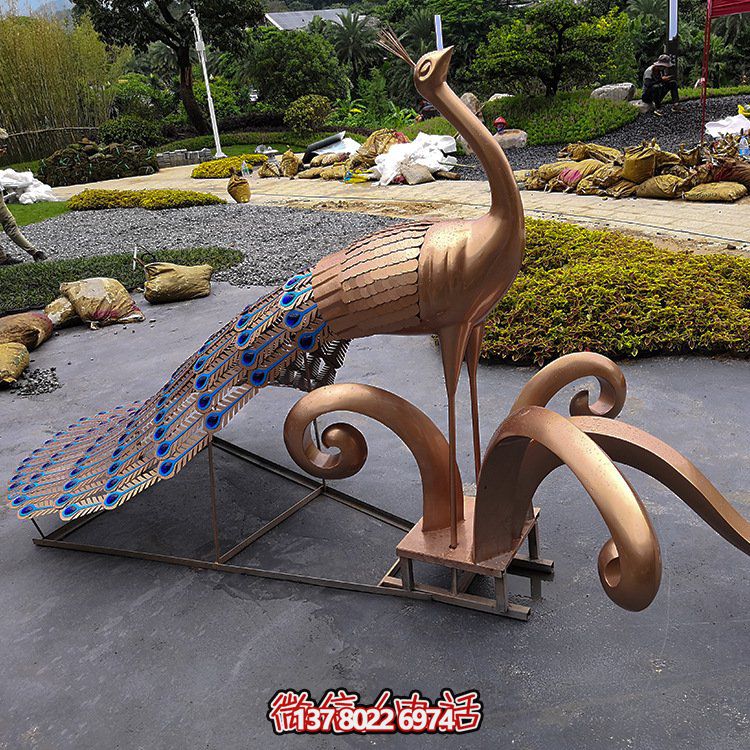不銹鋼孔雀，烤漆藝術(shù)動(dòng)物造型雕塑