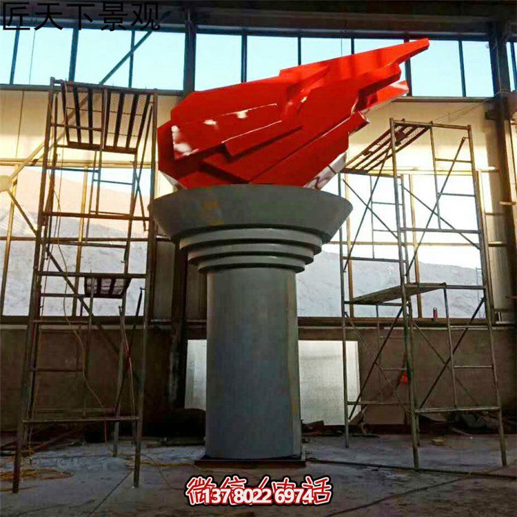 景區(qū)擺放不銹鋼火炬造型園林景觀(guān)雕塑