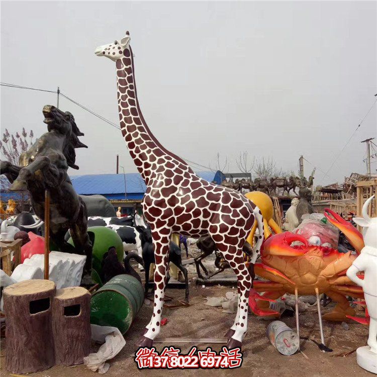 長頸鹿雕塑戶外園林大型動(dòng)物景觀